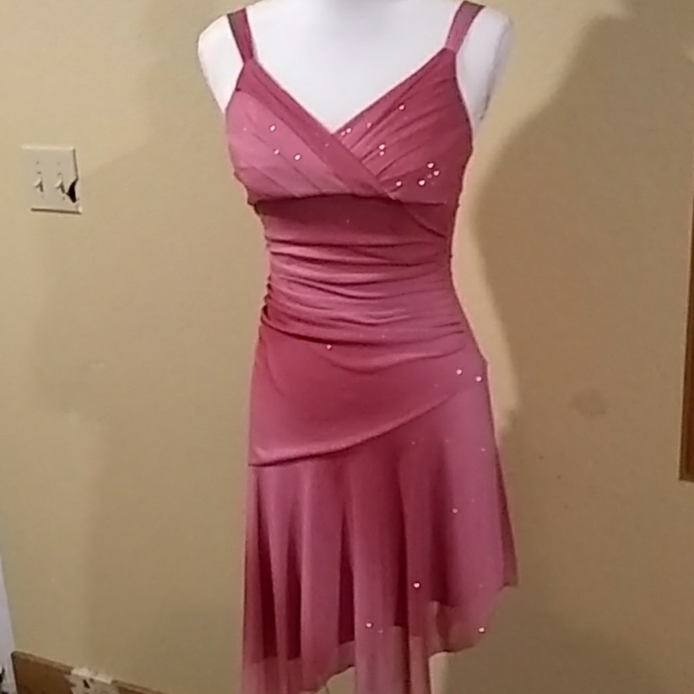 Beautiful/sexy glittery pink dress